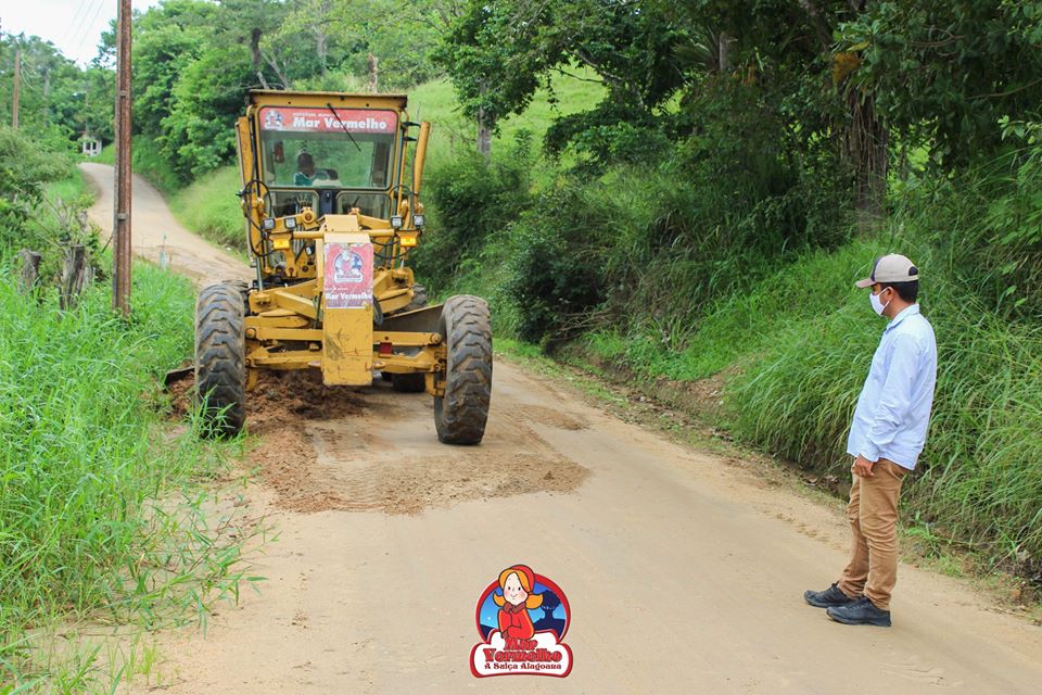 You are currently viewing Após período intenso de chuvas, prefeitura intensifica trabalhos de manutenção das estradas vicinais do município.